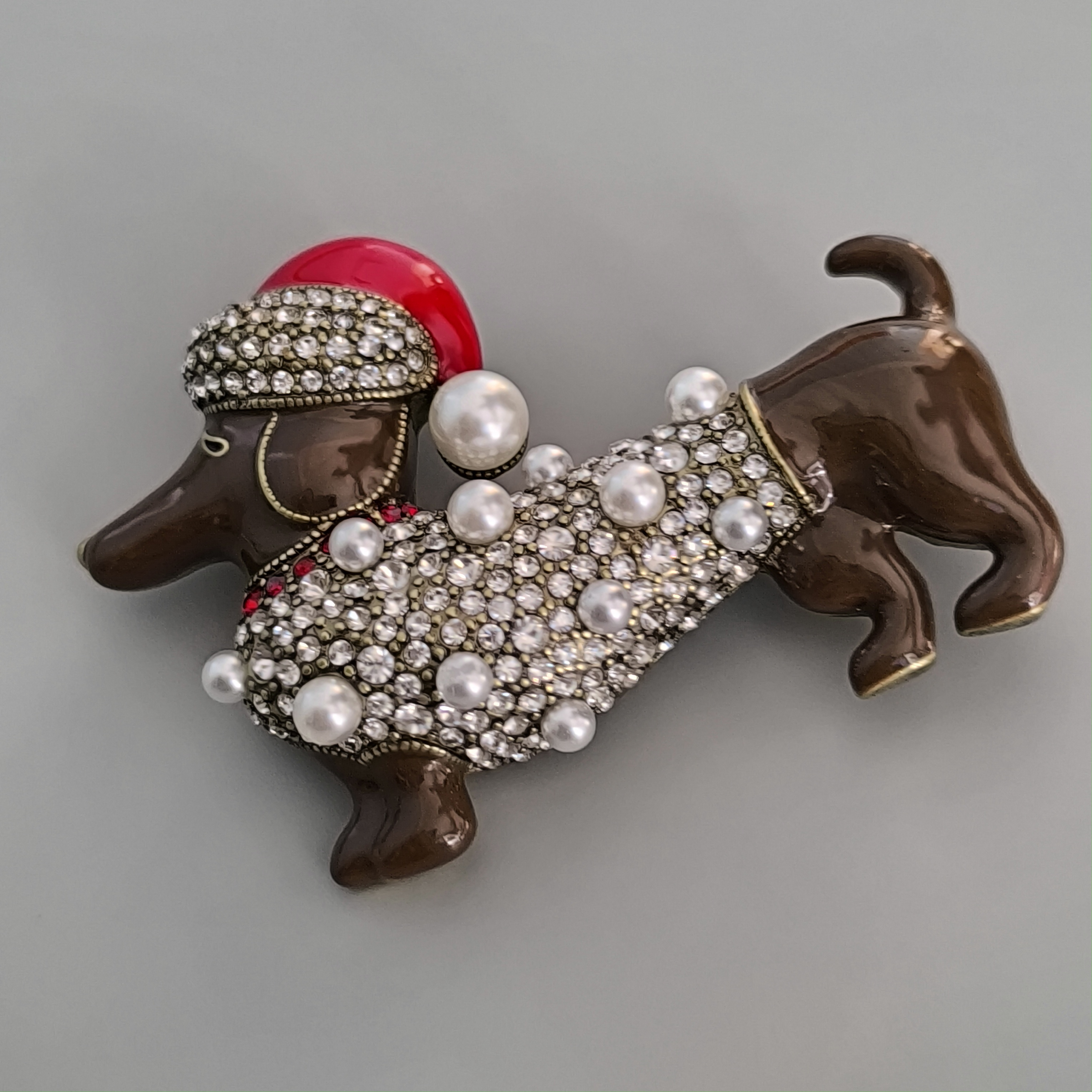 special little dog brooch with beads